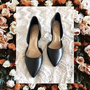 NEW Pointed Toe Comfort Sole Black Leather Heels
